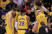 HuaTiHui-詹皇缺阵湖人不敌勇士，三连败状态堪忧