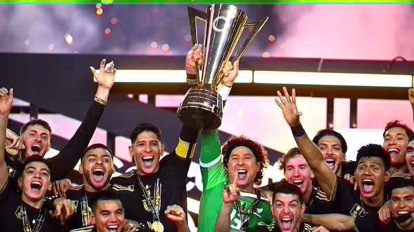 球队为了夺冠目标不懈努力奋斗 球队为了夺冠目标不懈努力奋斗