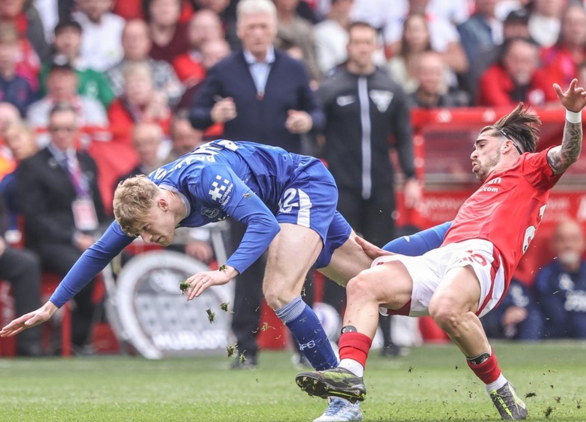 埃弗顿击败谢菲联,结束连败 埃弗顿击败谢菲联,结束连败