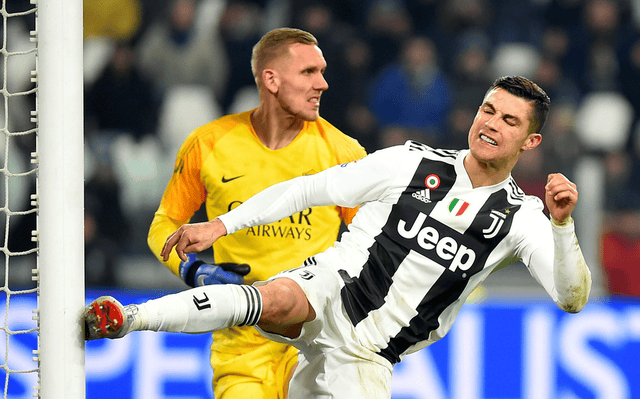 力克罗马,取得关键的三分 力克罗马,取得关键的三分