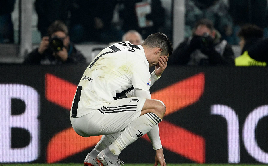 力克罗马,取得关键的三分 力克罗马,取得关键的三分