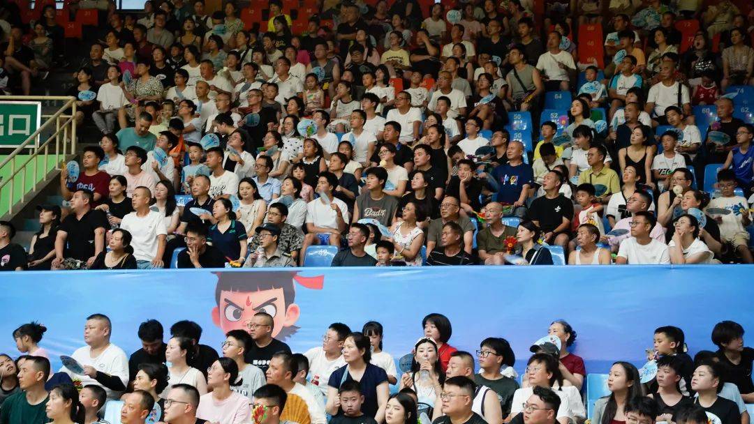 科特布斯集体发威，主场告捷取得完胜