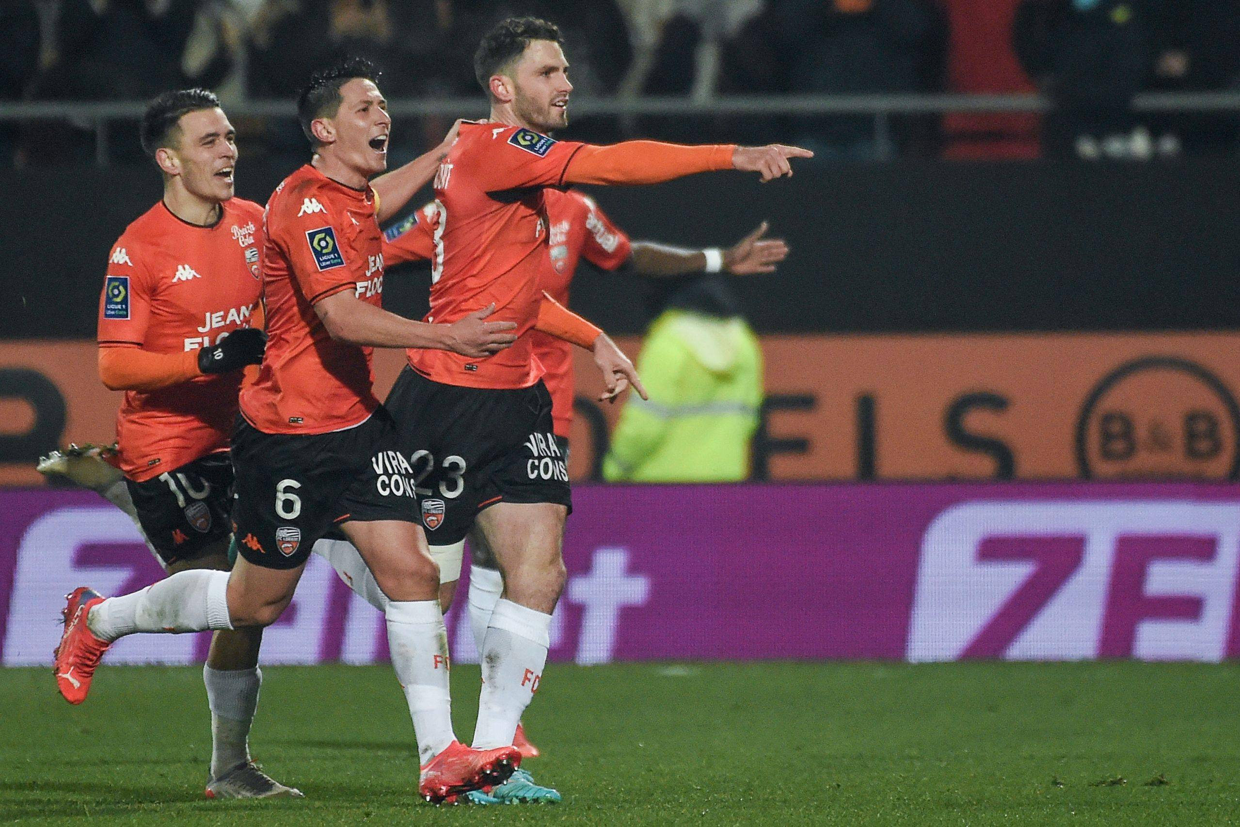 雷恩与洛里昂战平，激烈角逐