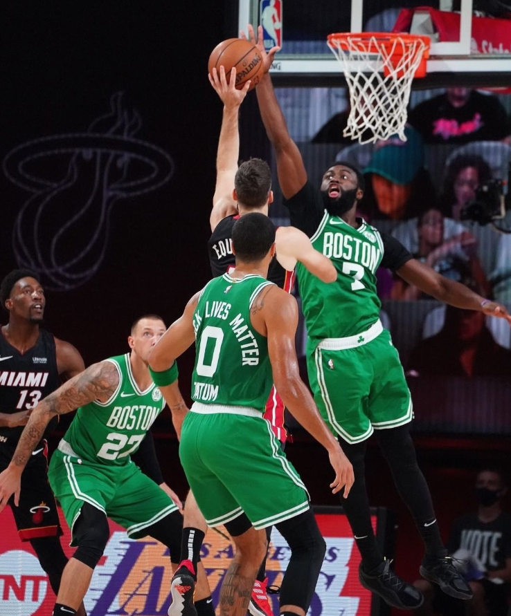 FPX力克EG,Canyon单局斩获MVP宿敌对决全球总决赛,让粉丝疯狂欢呼 FPX力克EG,Canyon单局斩获MVP宿敌对决全球总决赛,让粉丝疯狂欢呼