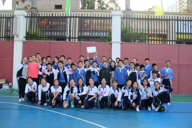 体育健将彩排练习透出自信光芒 体育健将彩排练习透出自信光芒