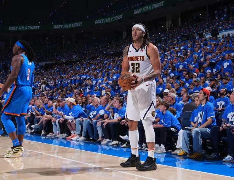 包含河北华夏主场大胜对手,夺得宝贵三分的词条 包含河北华夏主场大胜对手,夺得宝贵三分的词条