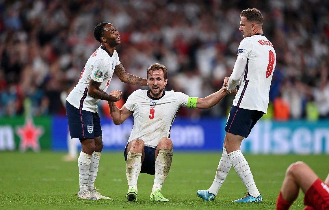 欧洲杯:意大利击败英格兰,首次夺得冠军! 欧洲杯:意大利击败英格兰,首次夺得冠军!