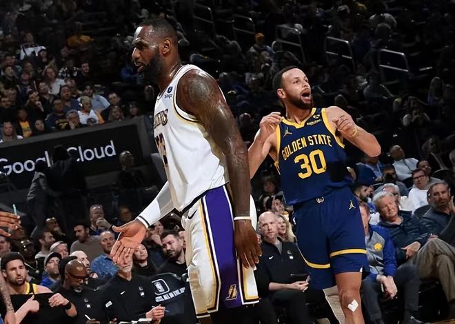 詹皇砍下40分带领湖人击败勇士