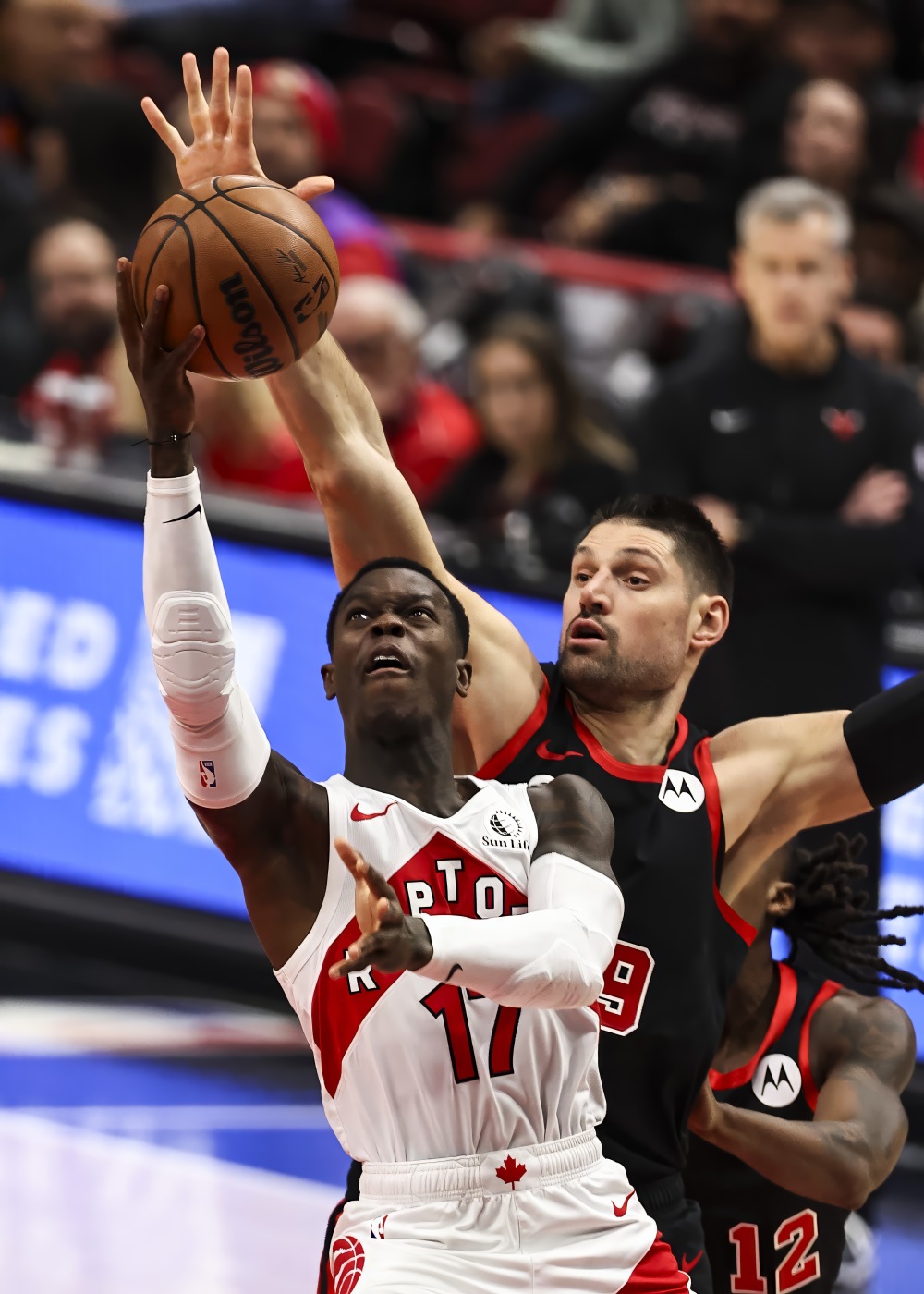 猛龙击败公牛，胜利在望