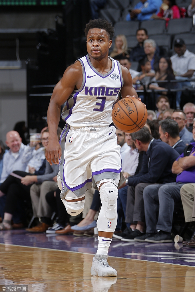 爵士逆转国王保持不败