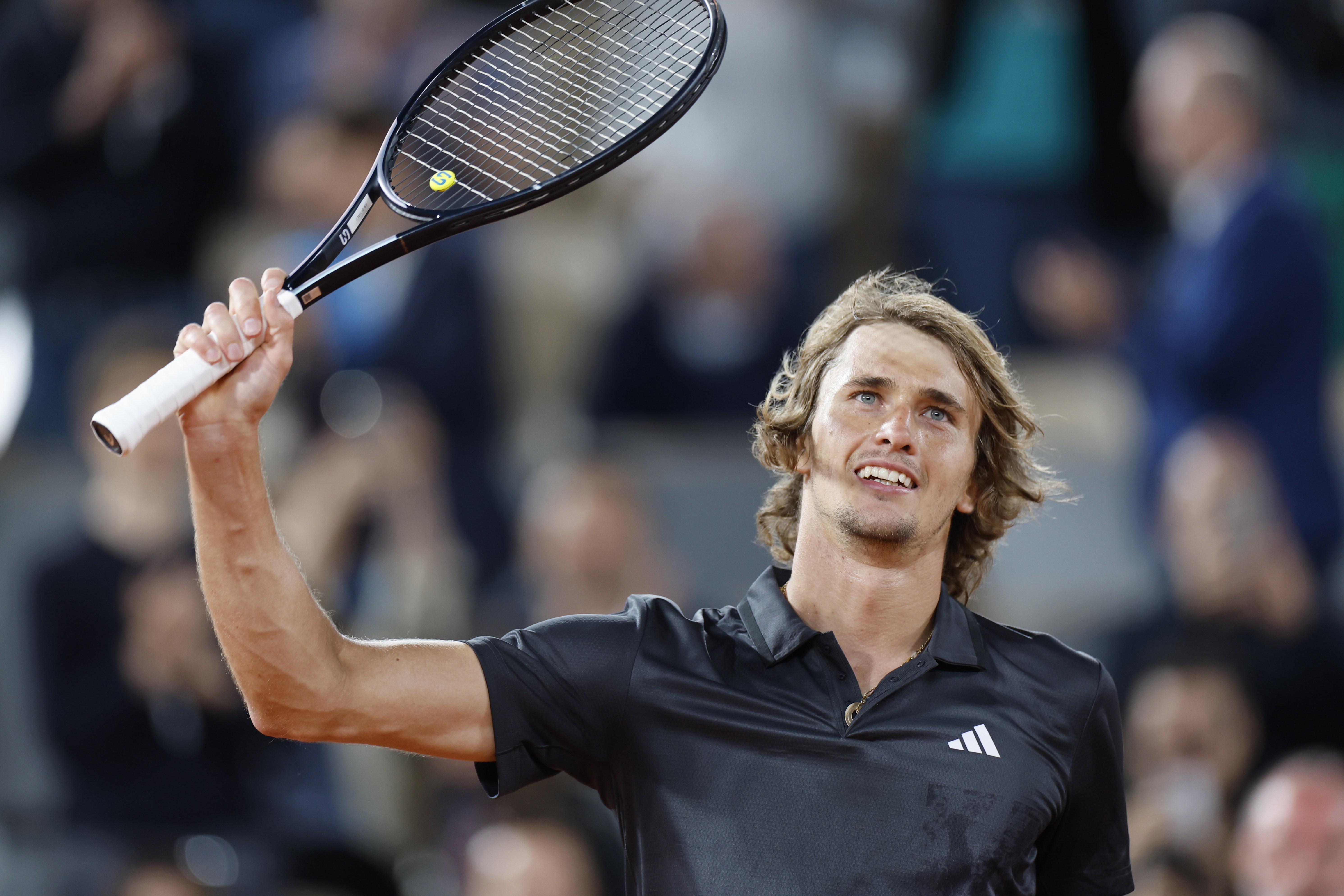 拉沃尔杯横扫温网,兹维列夫高光表现的简单介绍 拉沃尔杯横扫温网,兹维列夫高光表现的简单介绍